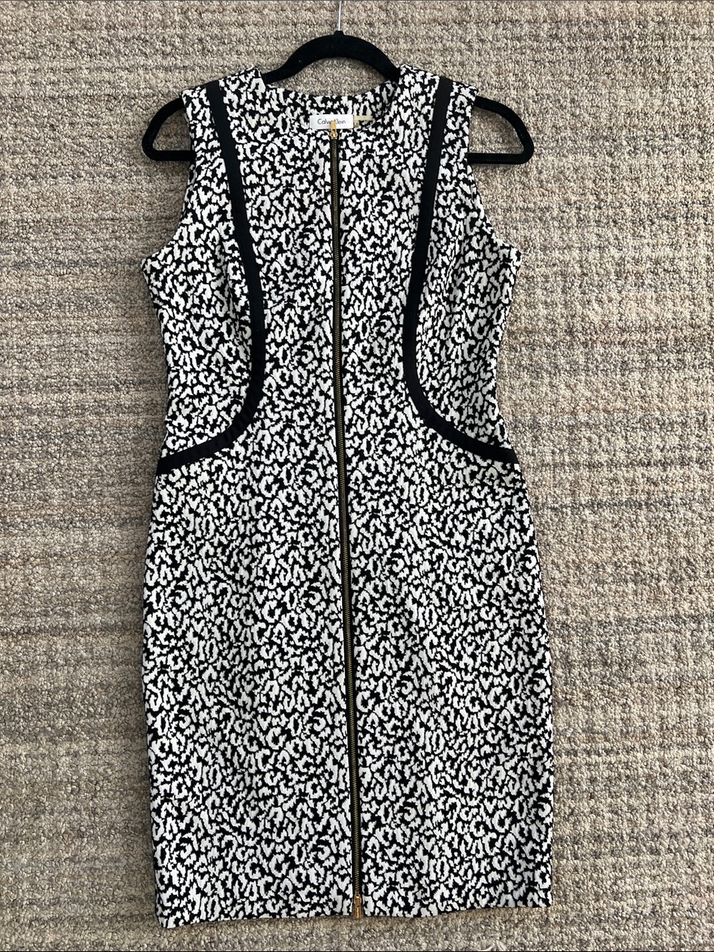 Calvin Klein Black and White Zip-Front Patterned Sheath Midi Dress
